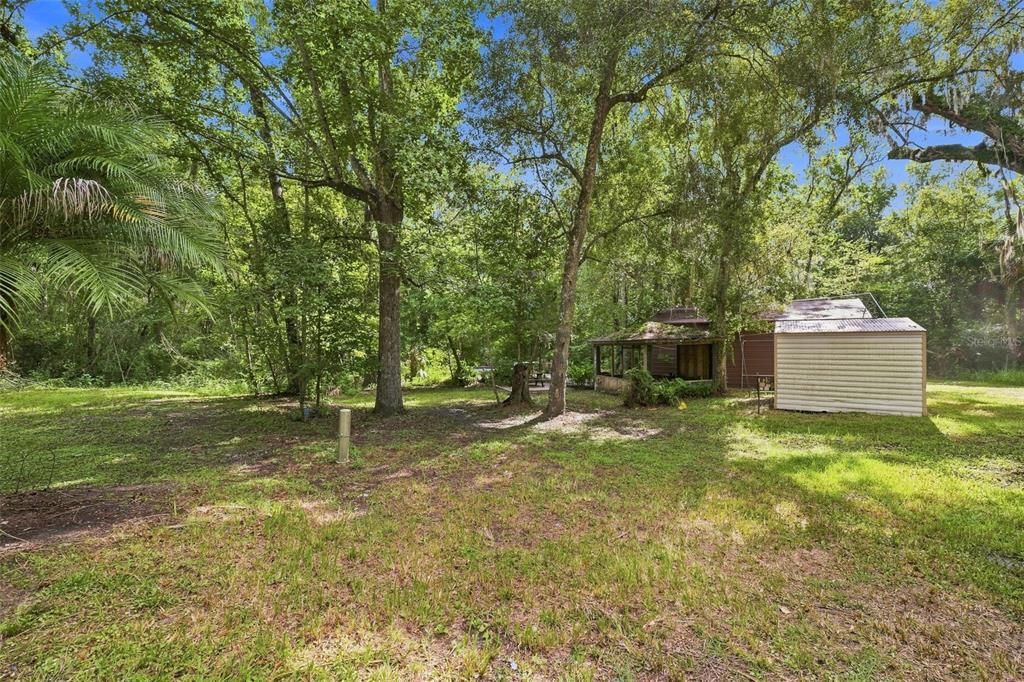 For Sale: $299,900 (1 beds, 1 baths, 930 Square Feet)