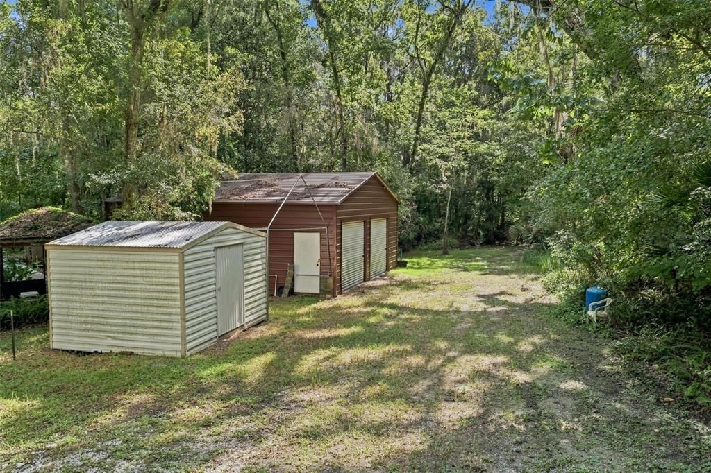 For Sale: $299,900 (1 beds, 1 baths, 930 Square Feet)