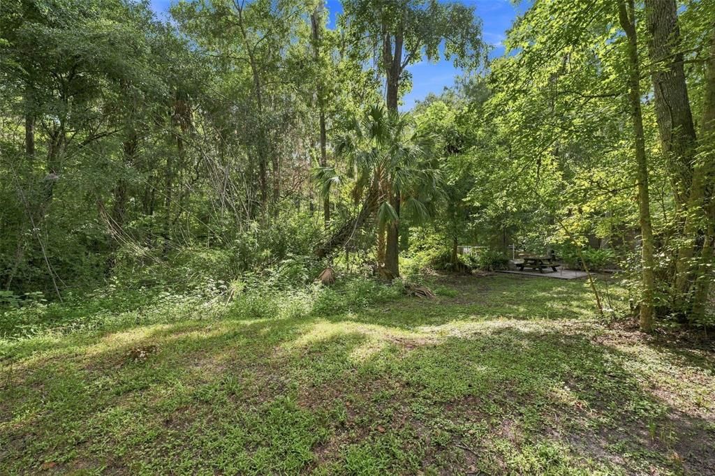 For Sale: $299,900 (1 beds, 1 baths, 930 Square Feet)