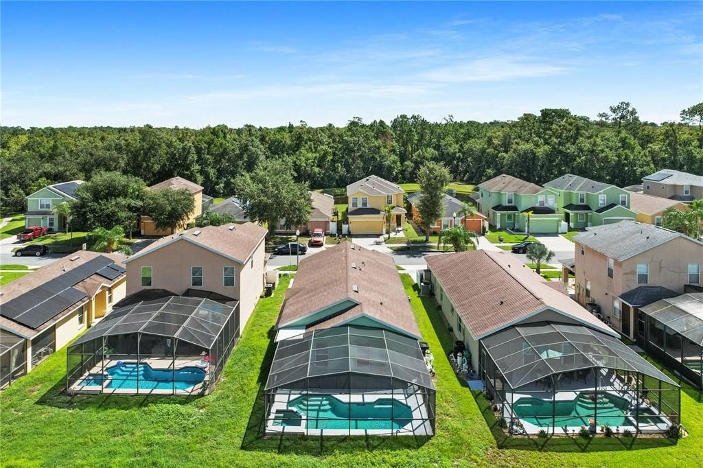 На продажу: $339,900 (3 спален, 3 ванн, 1589 Квадратных фут)