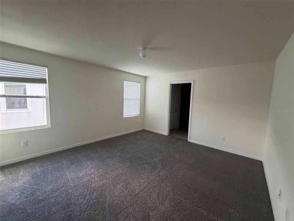 В аренду: $2,500 (4 спален, 2 ванн, 2260 Квадратных фут)
