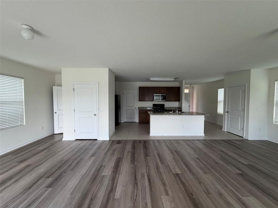 В аренду: $2,500 (4 спален, 2 ванн, 2260 Квадратных фут)
