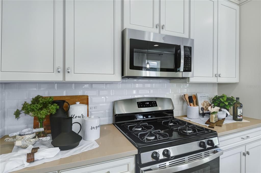 For Sale: $409,990 (3 beds, 2 baths, 1700 Square Feet)