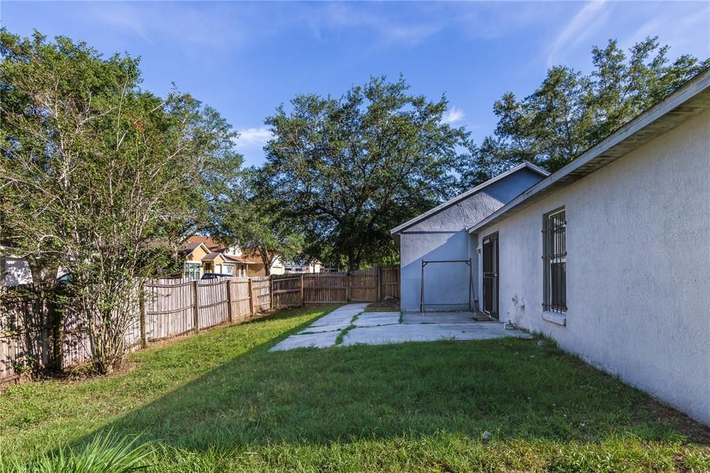 В аренду: $1,995 (3 спален, 2 ванн, 1170 Квадратных фут)