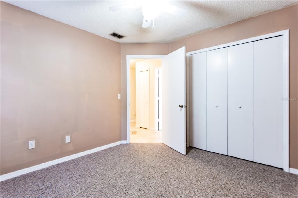 В аренду: $1,995 (3 спален, 2 ванн, 1170 Квадратных фут)