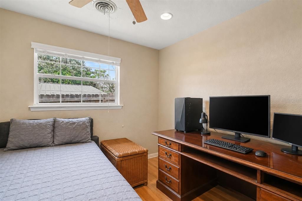 For Sale: $265,000 (3 beds, 1 baths, 1414 Square Feet)