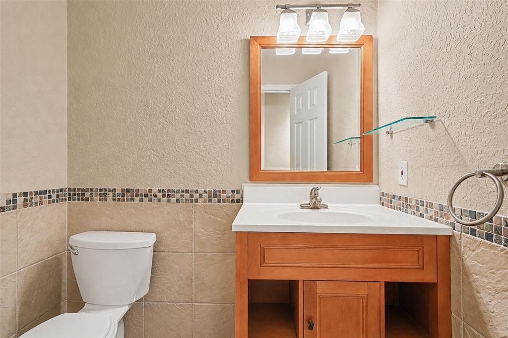 For Sale: $265,000 (3 beds, 1 baths, 1414 Square Feet)