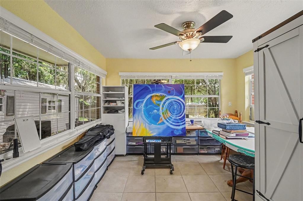For Sale: $265,000 (3 beds, 1 baths, 1414 Square Feet)