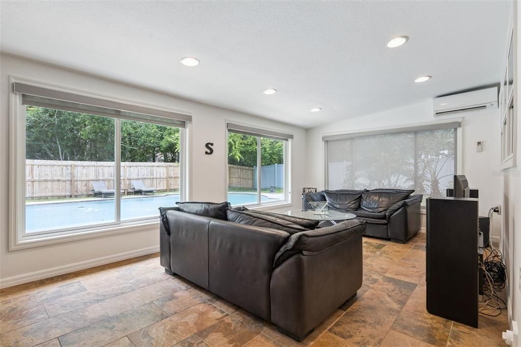 For Sale: $595,000 (4 beds, 2 baths, 2597 Square Feet)