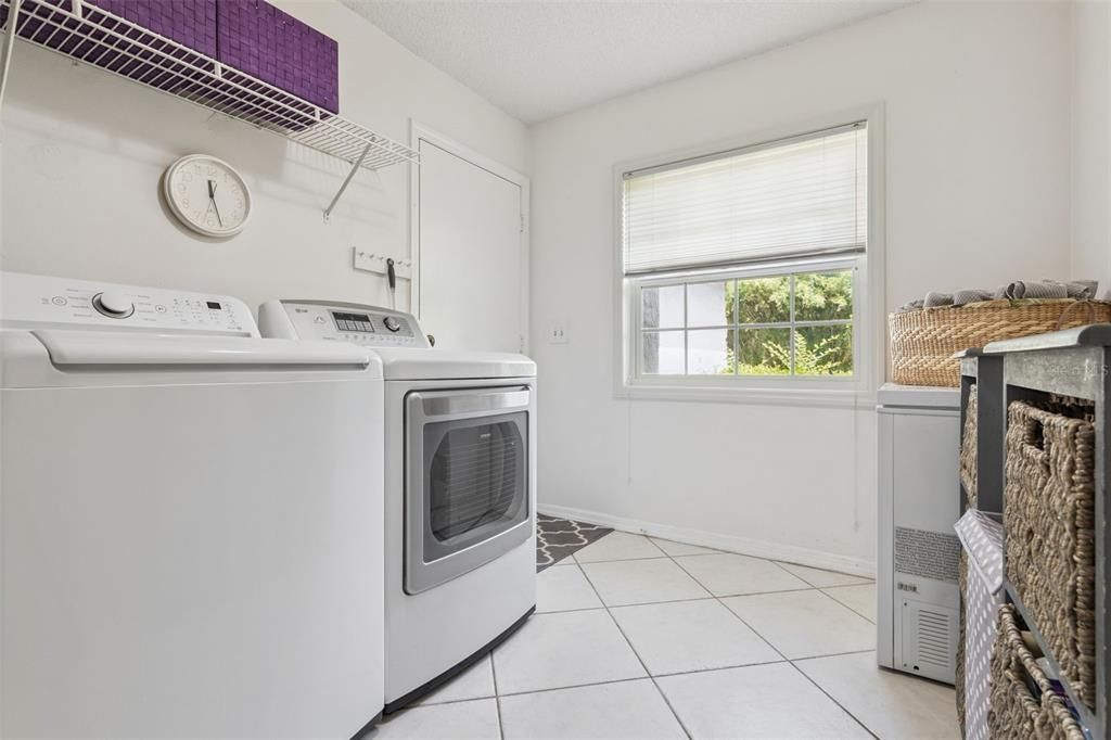 For Sale: $595,000 (4 beds, 2 baths, 2597 Square Feet)