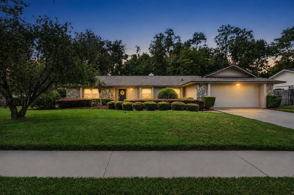 For Sale: $595,000 (4 beds, 2 baths, 2597 Square Feet)