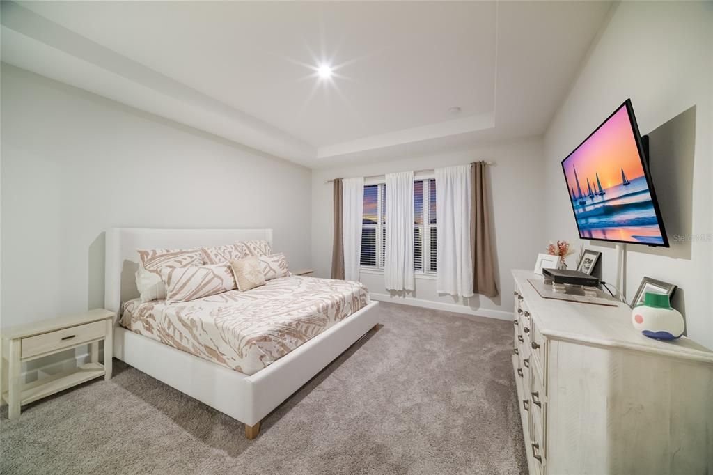 На продажу: $649,900 (3 спален, 2 ванн, 1896 Квадратных фут)