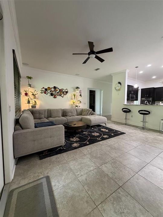 For Rent: $3,400 (4 beds, 2 baths, 2688 Square Feet)