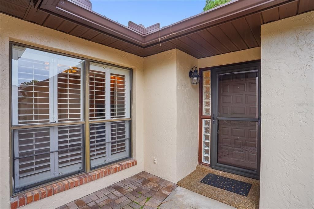 For Sale: $335,000 (2 beds, 2 baths, 1539 Square Feet)