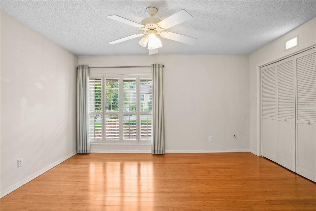 For Sale: $335,000 (2 beds, 2 baths, 1539 Square Feet)