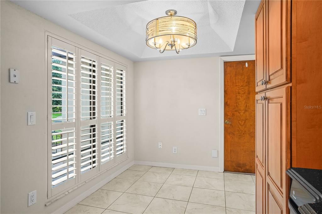 For Sale: $335,000 (2 beds, 2 baths, 1539 Square Feet)