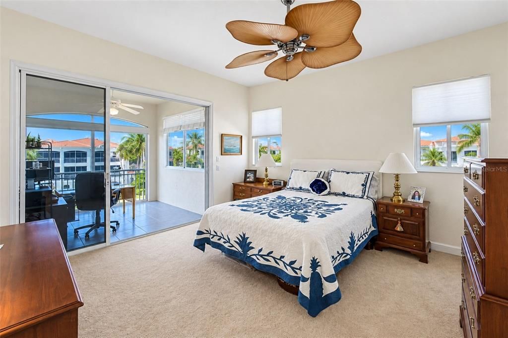 For Sale: $379,000 (3 beds, 2 baths, 1729 Square Feet)