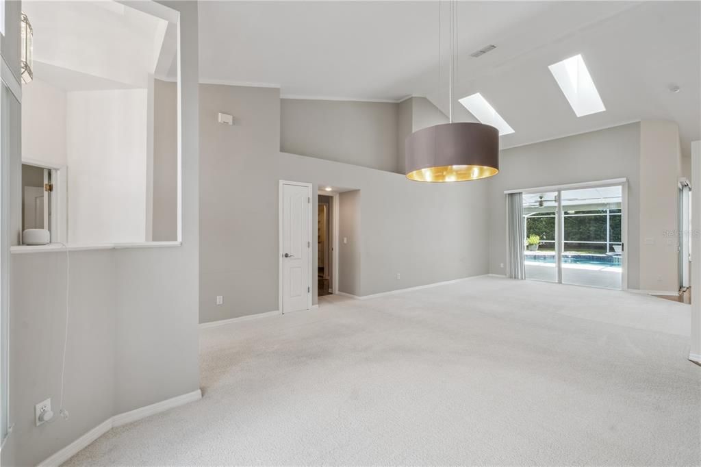 For Sale: $549,900 (4 beds, 2 baths, 2328 Square Feet)