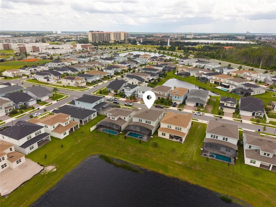 For Rent: $6,100 (5 beds, 4 baths, 3416 Square Feet)