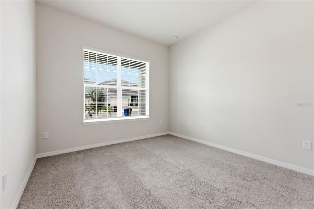 For Rent: $6,100 (5 beds, 4 baths, 3416 Square Feet)