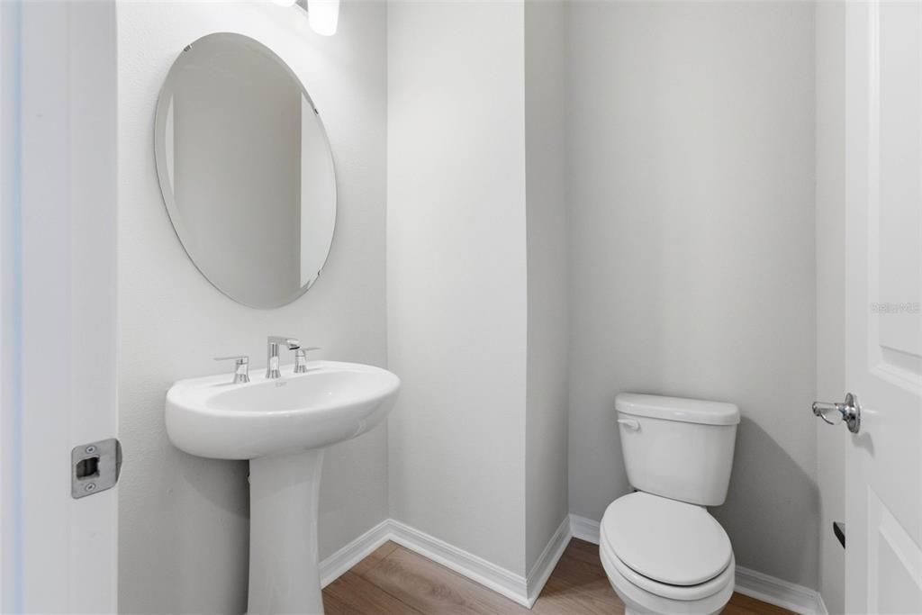 For Rent: $6,100 (5 beds, 4 baths, 3416 Square Feet)