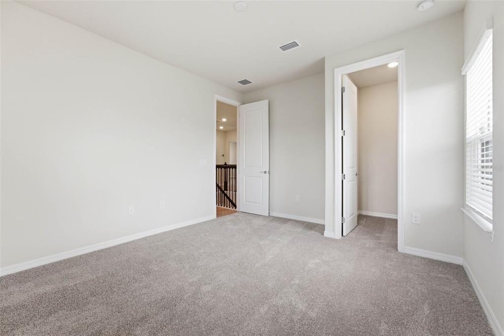 For Rent: $6,100 (5 beds, 4 baths, 3416 Square Feet)