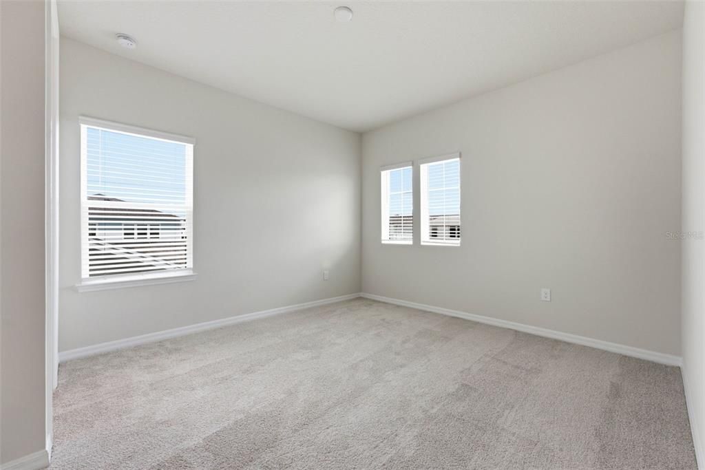 For Rent: $6,100 (5 beds, 4 baths, 3416 Square Feet)