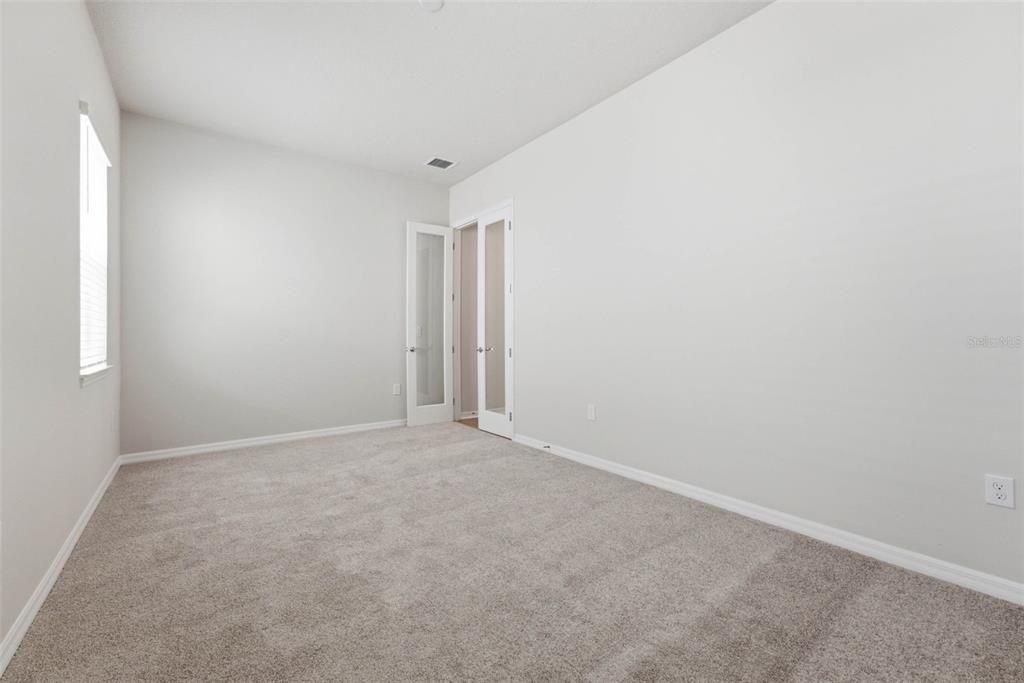 For Rent: $6,100 (5 beds, 4 baths, 3416 Square Feet)