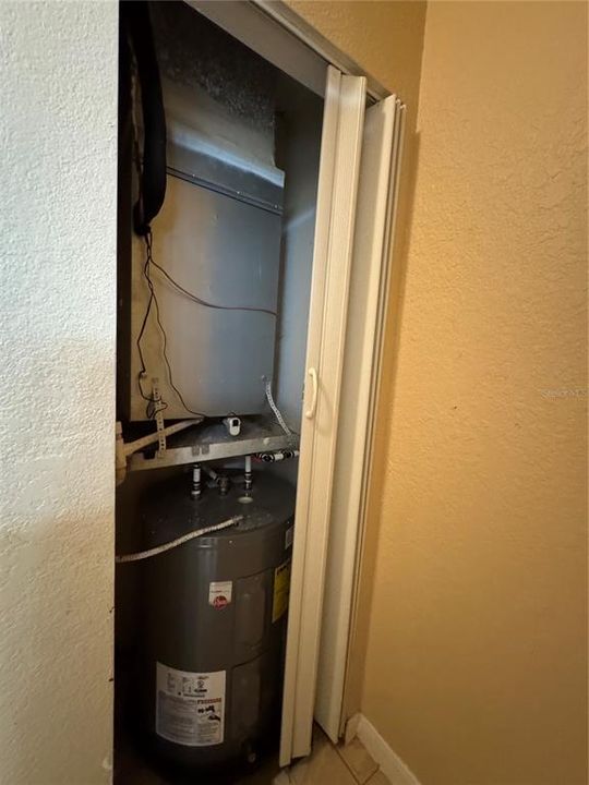 В аренду: $1,900 (2 спален, 2 ванн, 1070 Квадратных фут)