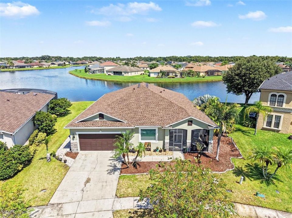 For Sale: $600,000 (4 beds, 2 baths, 2670 Square Feet)