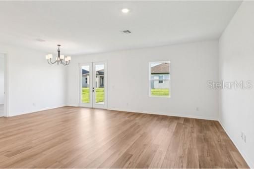En Venta: $593,753 (4 camas, 2 baños, 1903 Pies cuadrados)