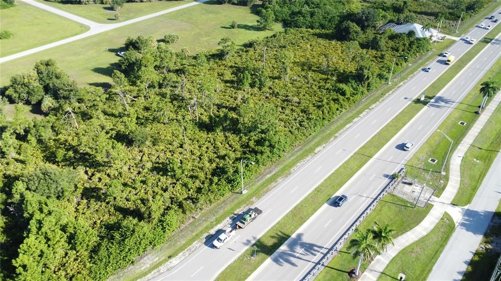 待售: $82,900 (0.49 acres)
