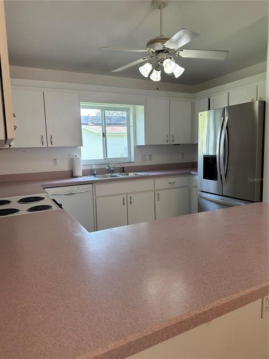 For Sale: $190,000 (3 beds, 2 baths, 1526 Square Feet)