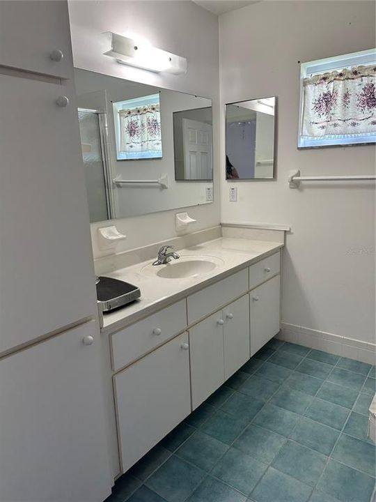 For Sale: $190,000 (3 beds, 2 baths, 1526 Square Feet)
