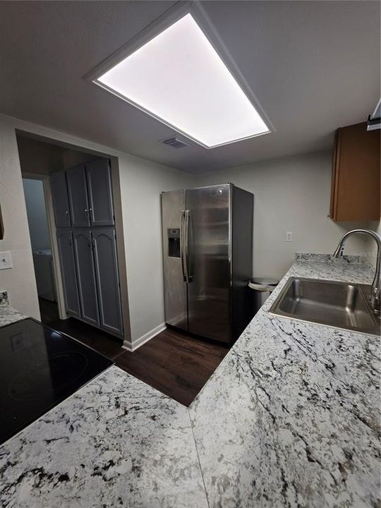 En Renta: $1,995 (3 camas, 2 baños, 1247 Pies cuadrados)