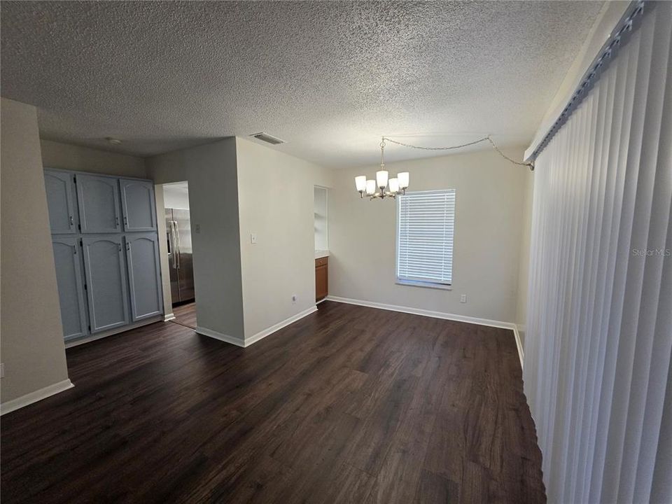 En Renta: $1,995 (3 camas, 2 baños, 1247 Pies cuadrados)