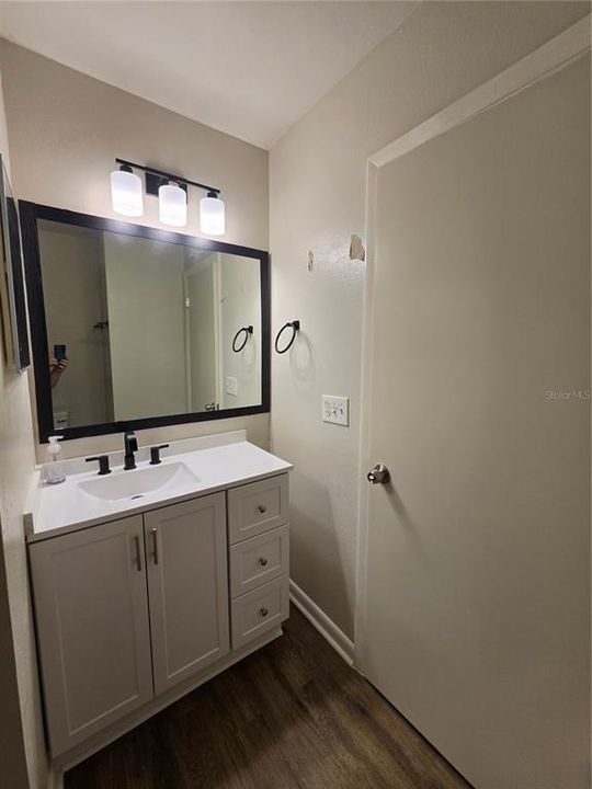 For Rent: $1,850 (3 beds, 2 baths, 1247 Square Feet)