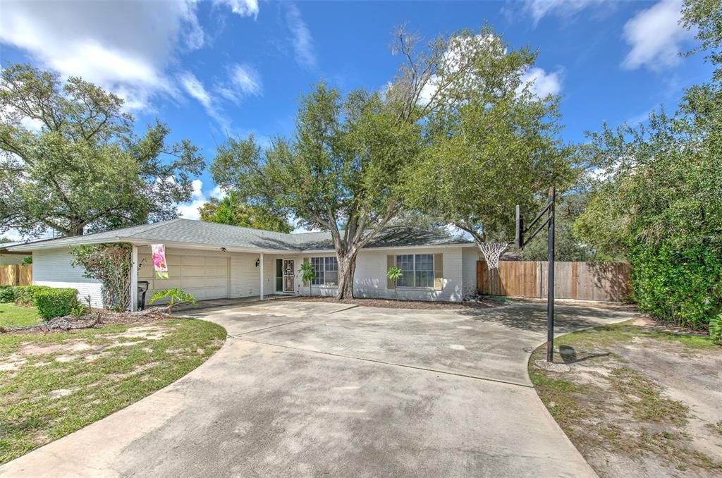 На продажу: $365,000 (3 спален, 2 ванн, 1865 Квадратных фут)