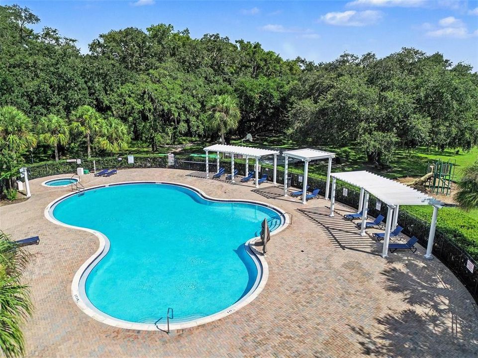 For Sale: $499,000 (6 beds, 4 baths, 2708 Square Feet)