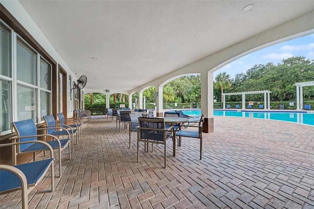 For Sale: $499,000 (6 beds, 4 baths, 2708 Square Feet)
