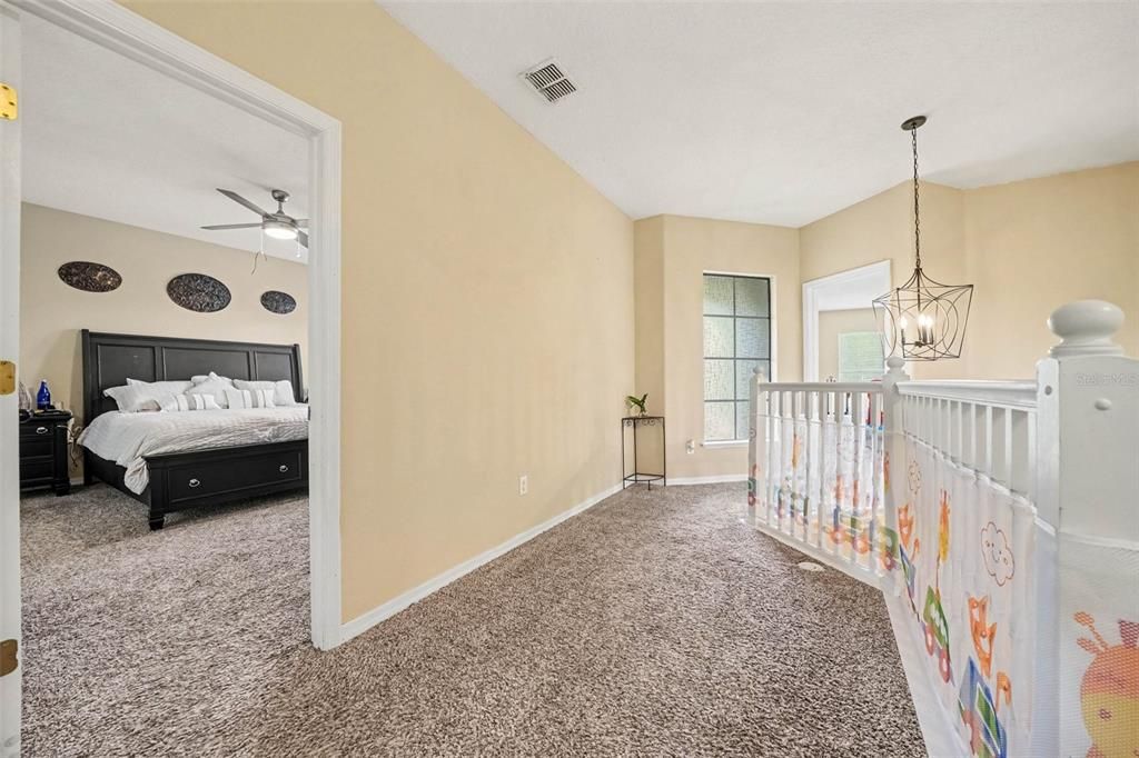 For Sale: $499,000 (6 beds, 4 baths, 2708 Square Feet)