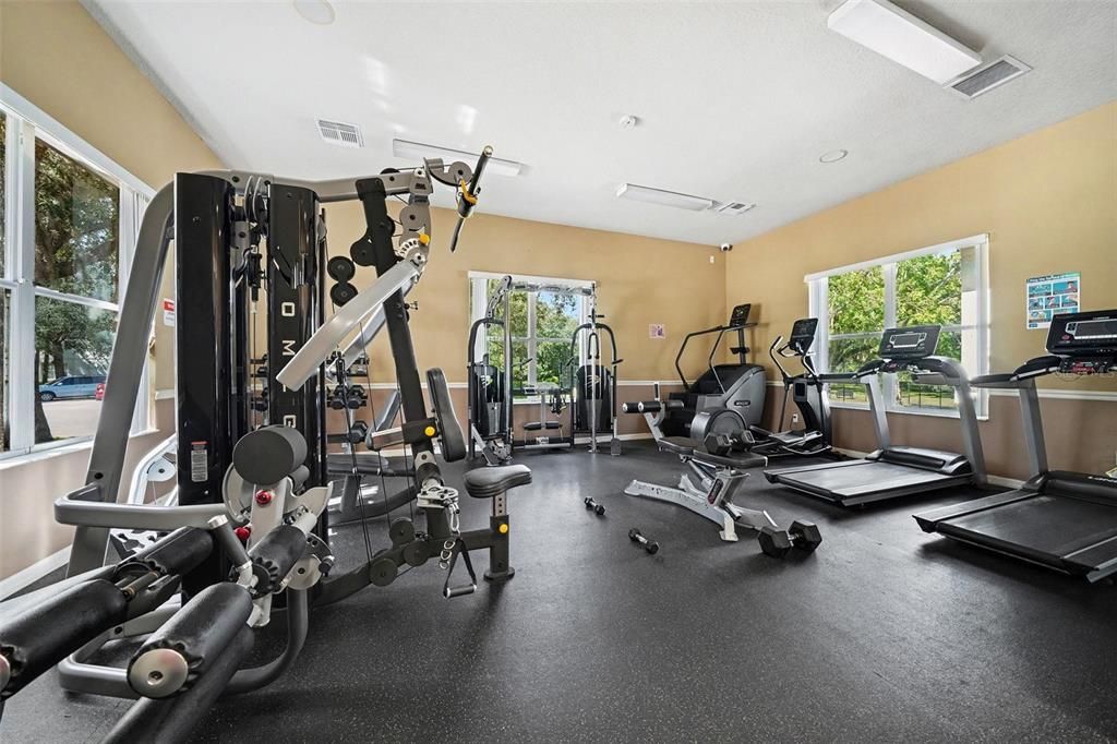 For Sale: $499,000 (6 beds, 4 baths, 2708 Square Feet)