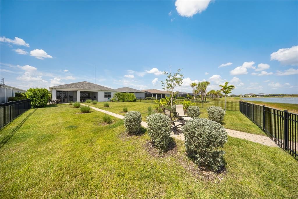 For Sale: $490,000 (3 beds, 2 baths, 2084 Square Feet)
