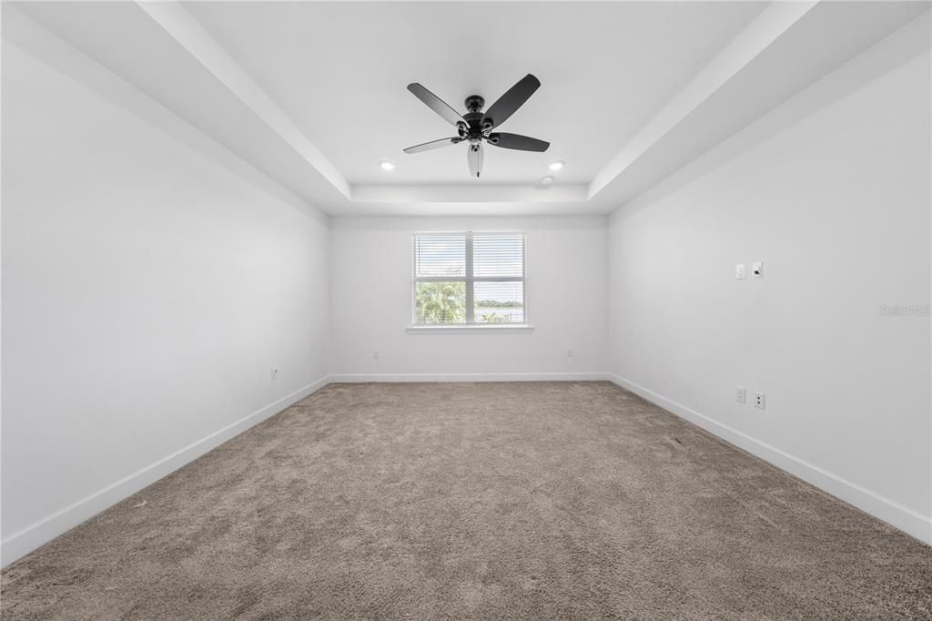 For Sale: $490,000 (3 beds, 2 baths, 2084 Square Feet)