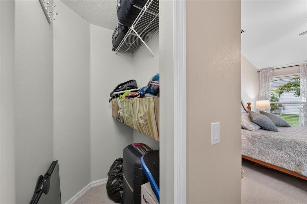 For Sale: $379,900 (3 beds, 2 baths, 1574 Square Feet)