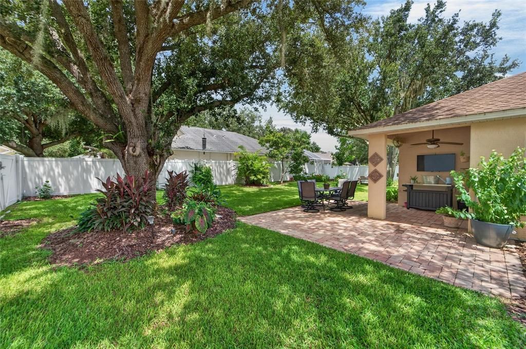 For Sale: $379,900 (3 beds, 2 baths, 1574 Square Feet)