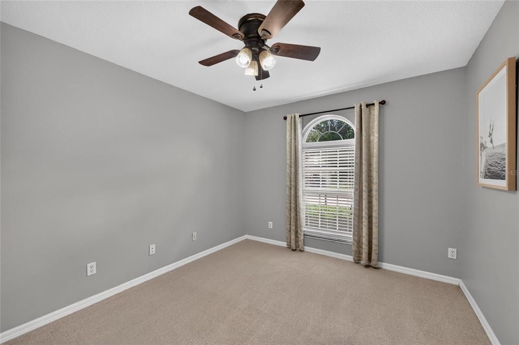 For Sale: $379,900 (3 beds, 2 baths, 1574 Square Feet)