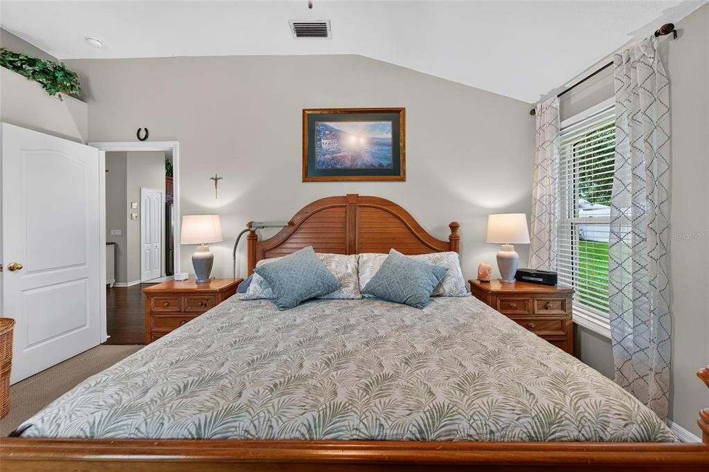 For Sale: $379,900 (3 beds, 2 baths, 1574 Square Feet)