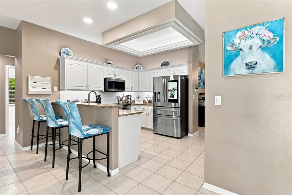 For Sale: $570,000 (4 beds, 2 baths, 2048 Square Feet)