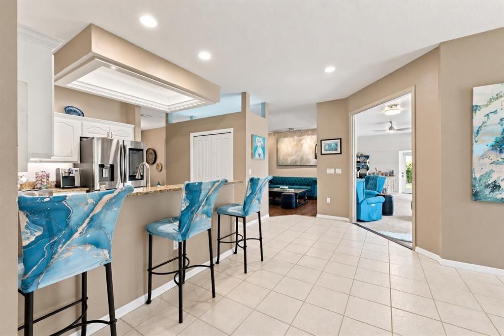 For Sale: $570,000 (4 beds, 2 baths, 2048 Square Feet)
